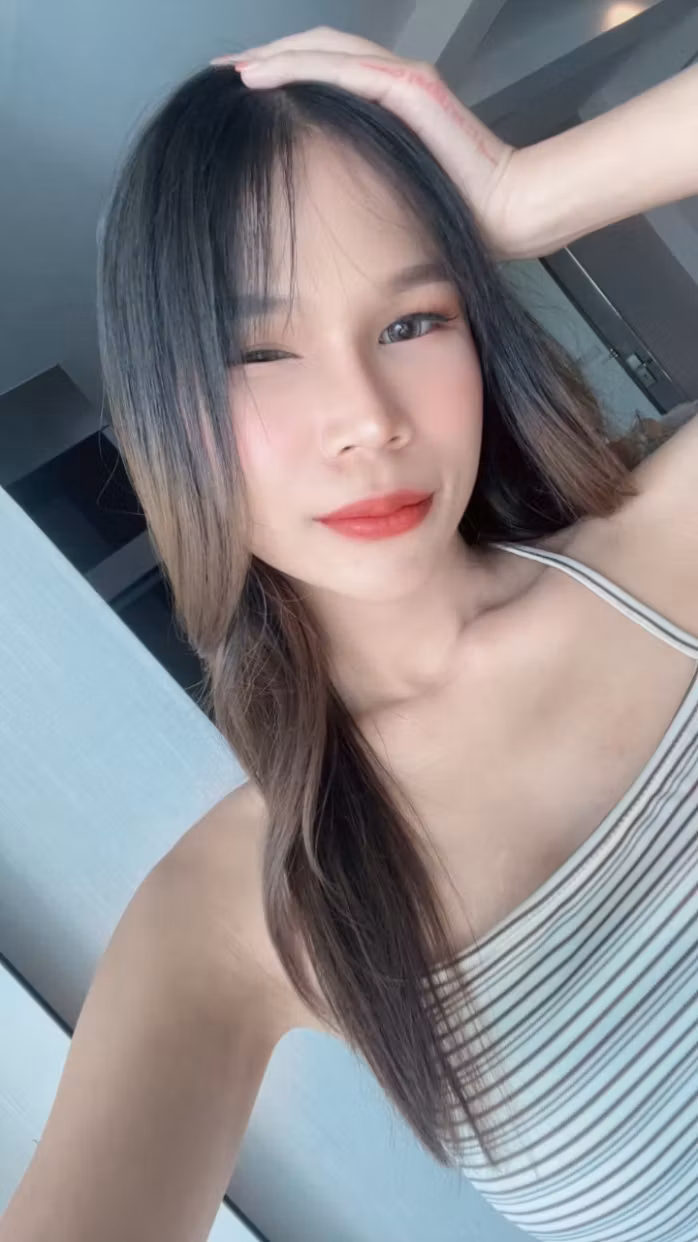 RungthiwaN3nnum (22)
