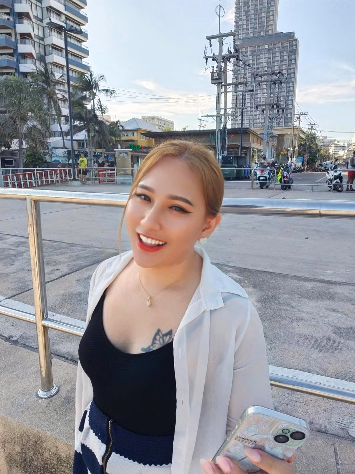 Nomnoey2127 (34)