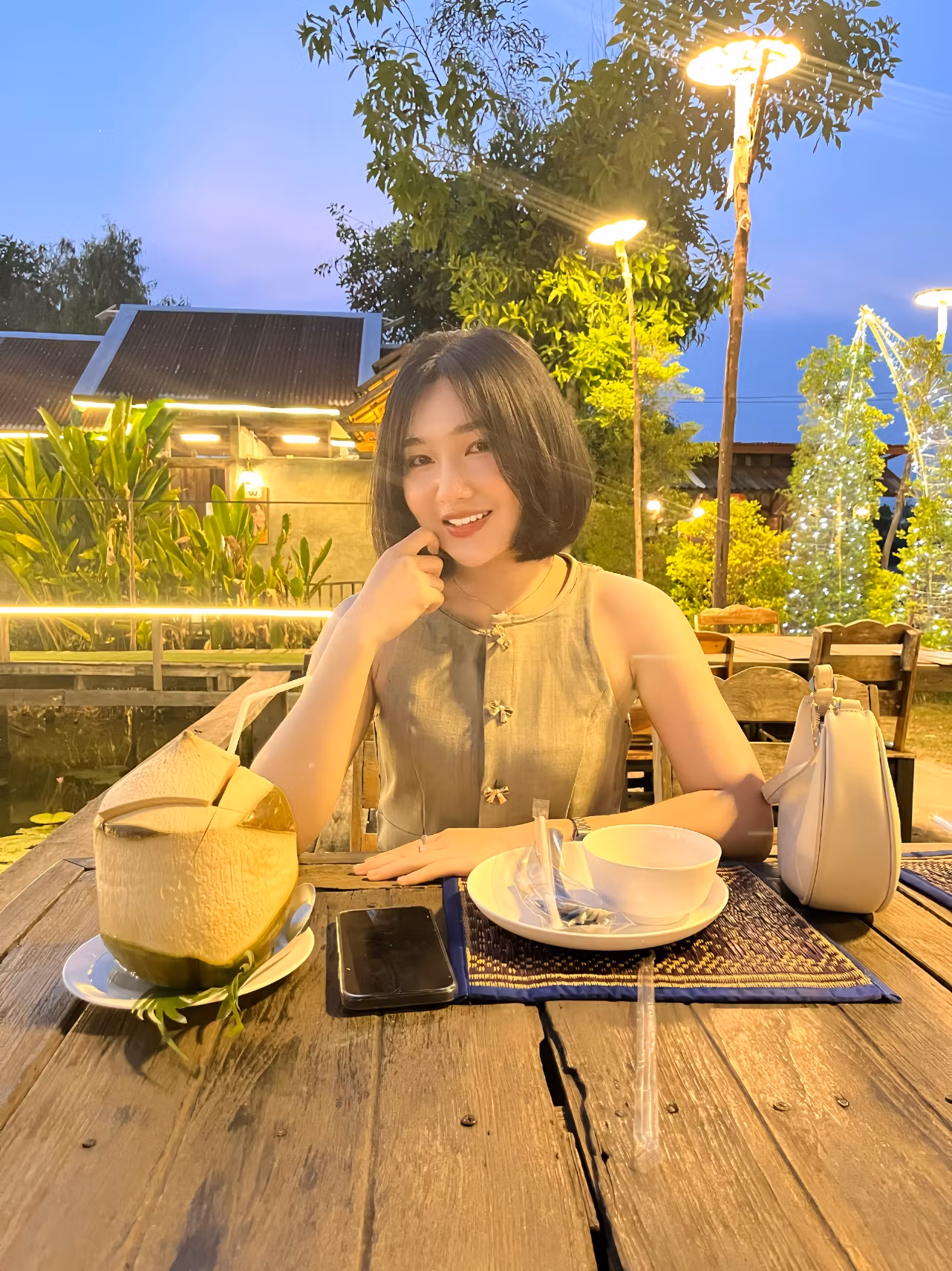 Lalana19TH (25)