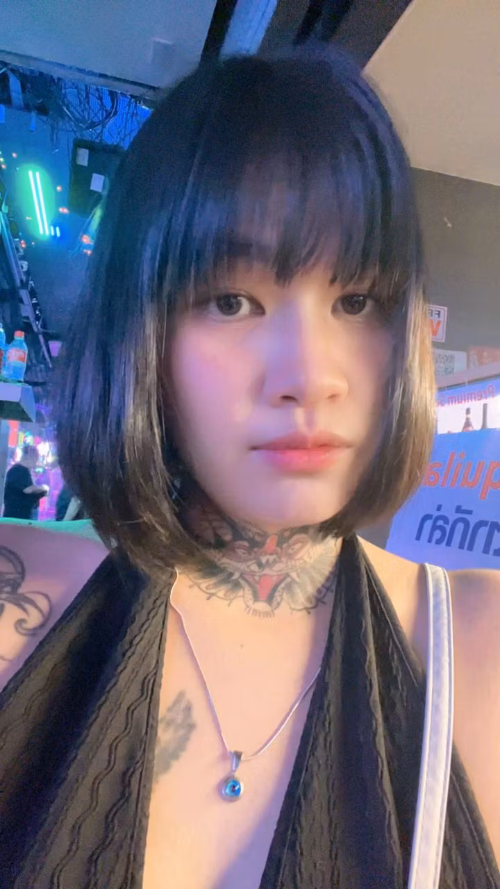 Suthida32 (27)