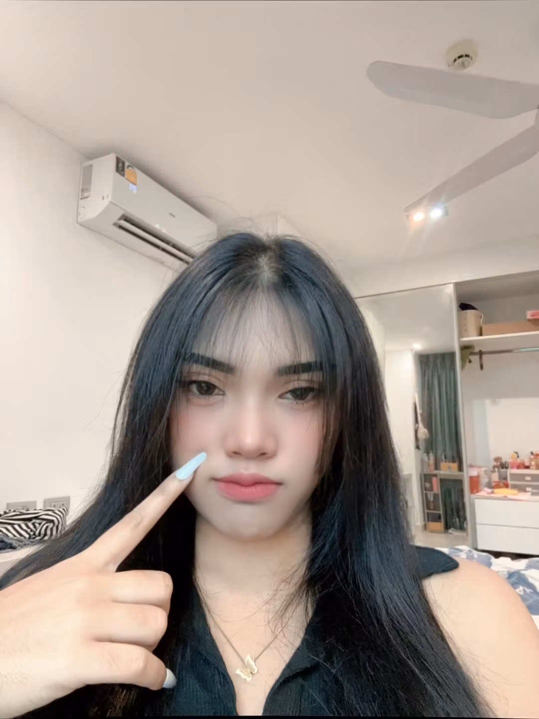N0m0 (25)