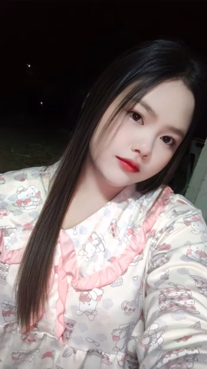 Parichatsomsak (20)